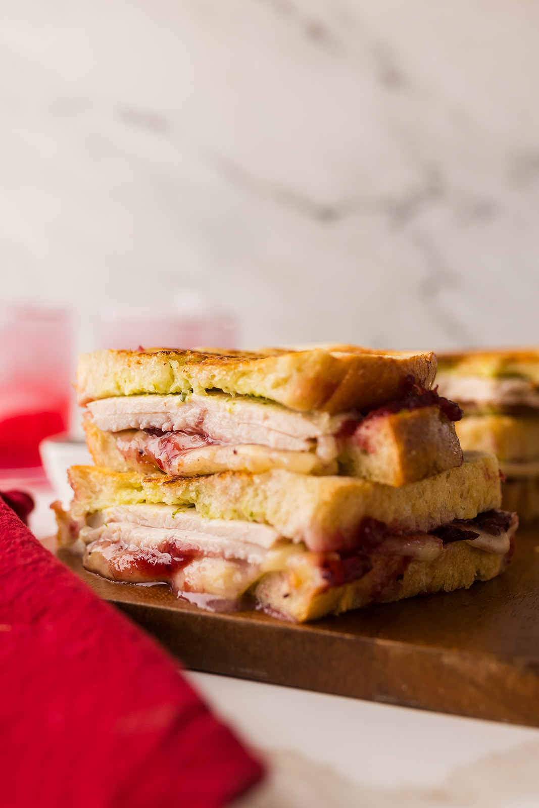 turkey cranberry brie panini (Thanksgiving leftover panini recipe)