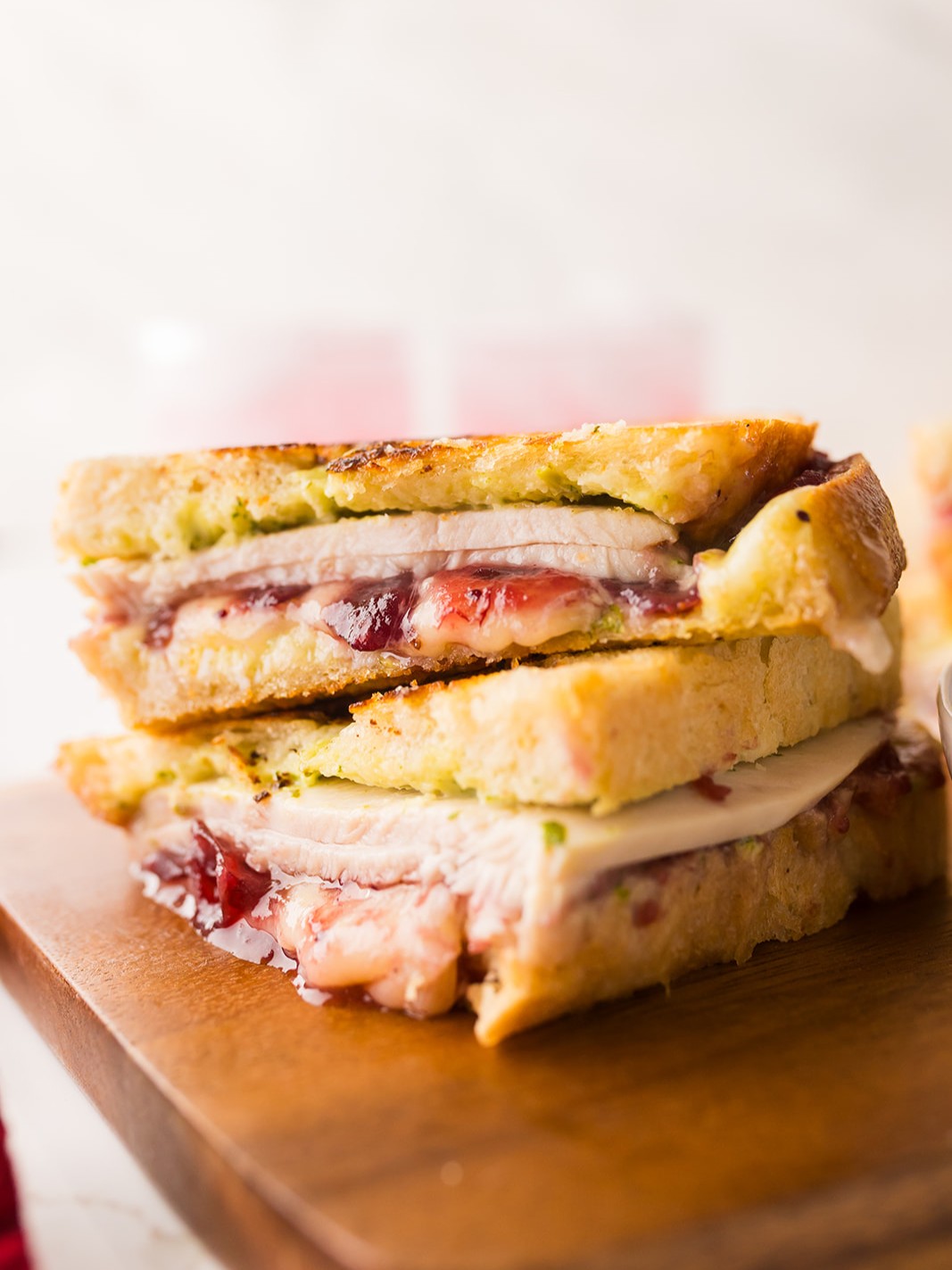 turkey brie cranberry sandwich