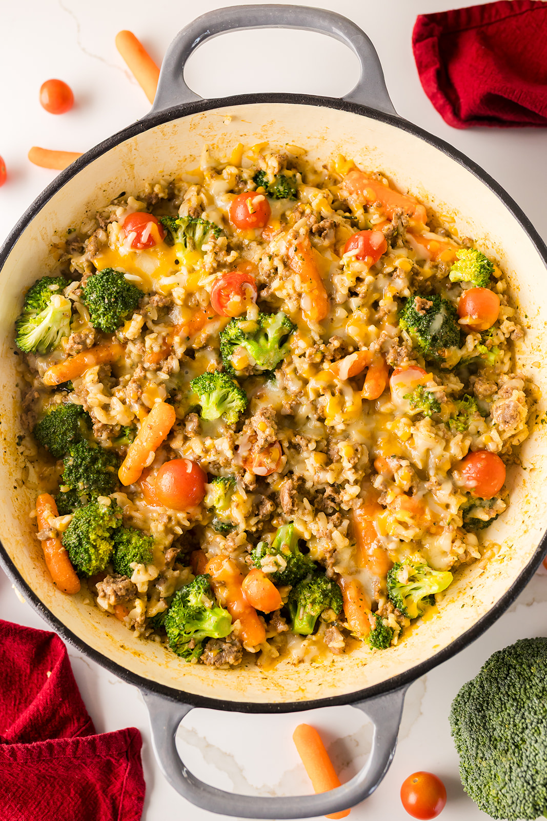 one-pan ground beef recipe: Cheesy Beef and Rice Skillet