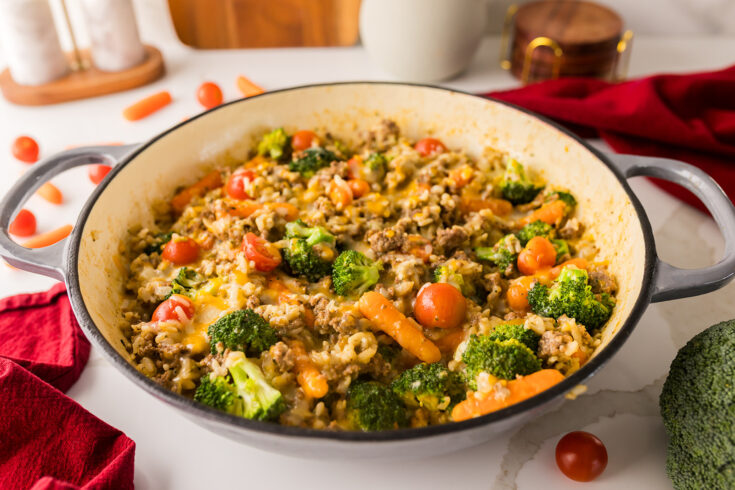 Cheesy Beef and Rice Skillet (easy one-pot ground beef recipe) - Fab ...