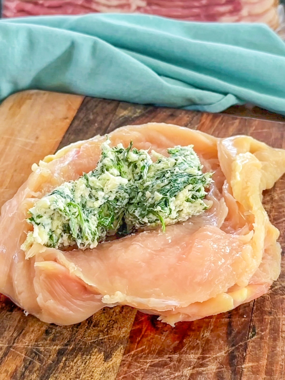 spinach-stuffed chicken breasts wrapped in bacon