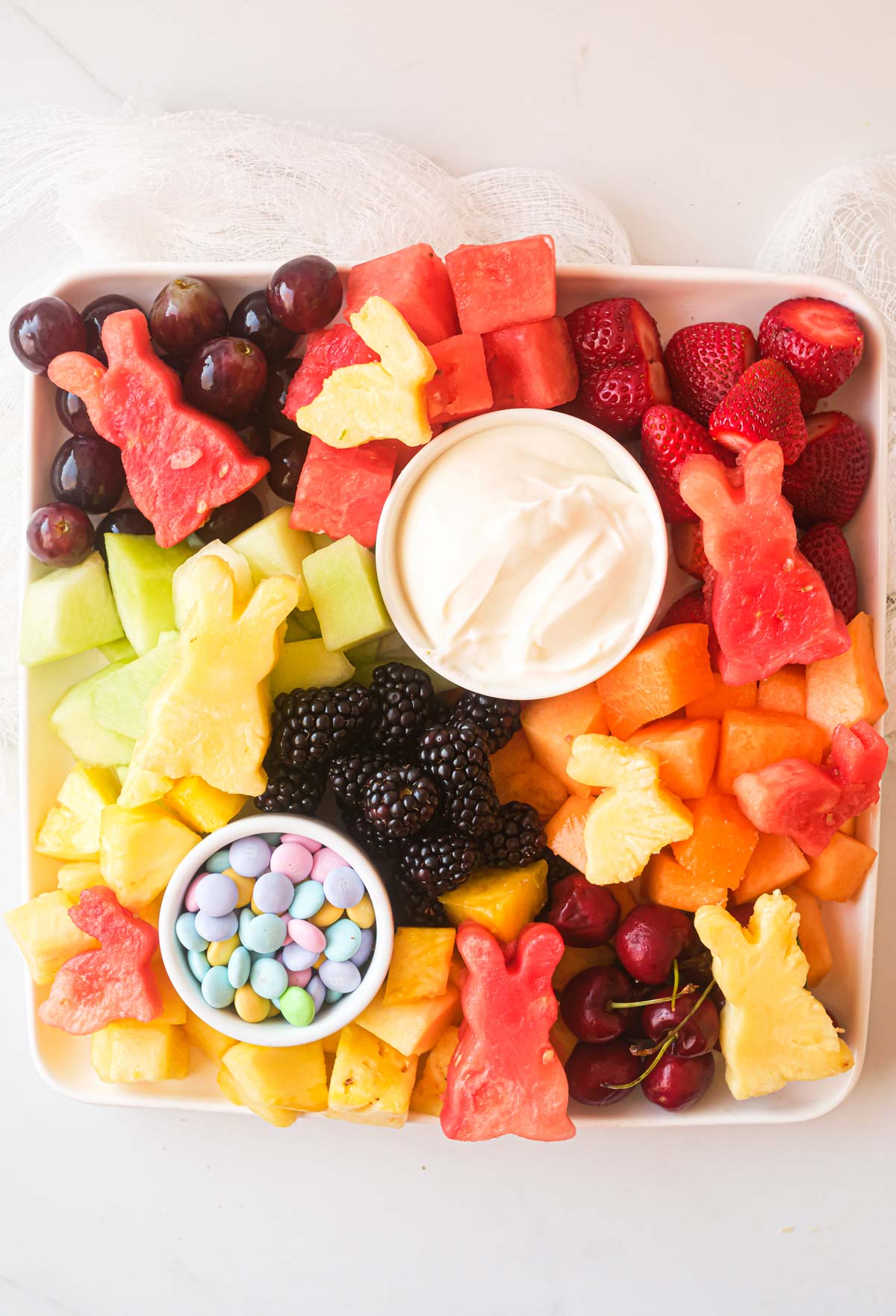 bunny shaped breakfast idea: easter fruit tray