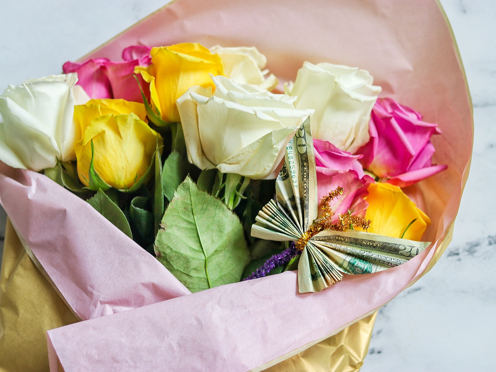 unique ways to give money for graduation