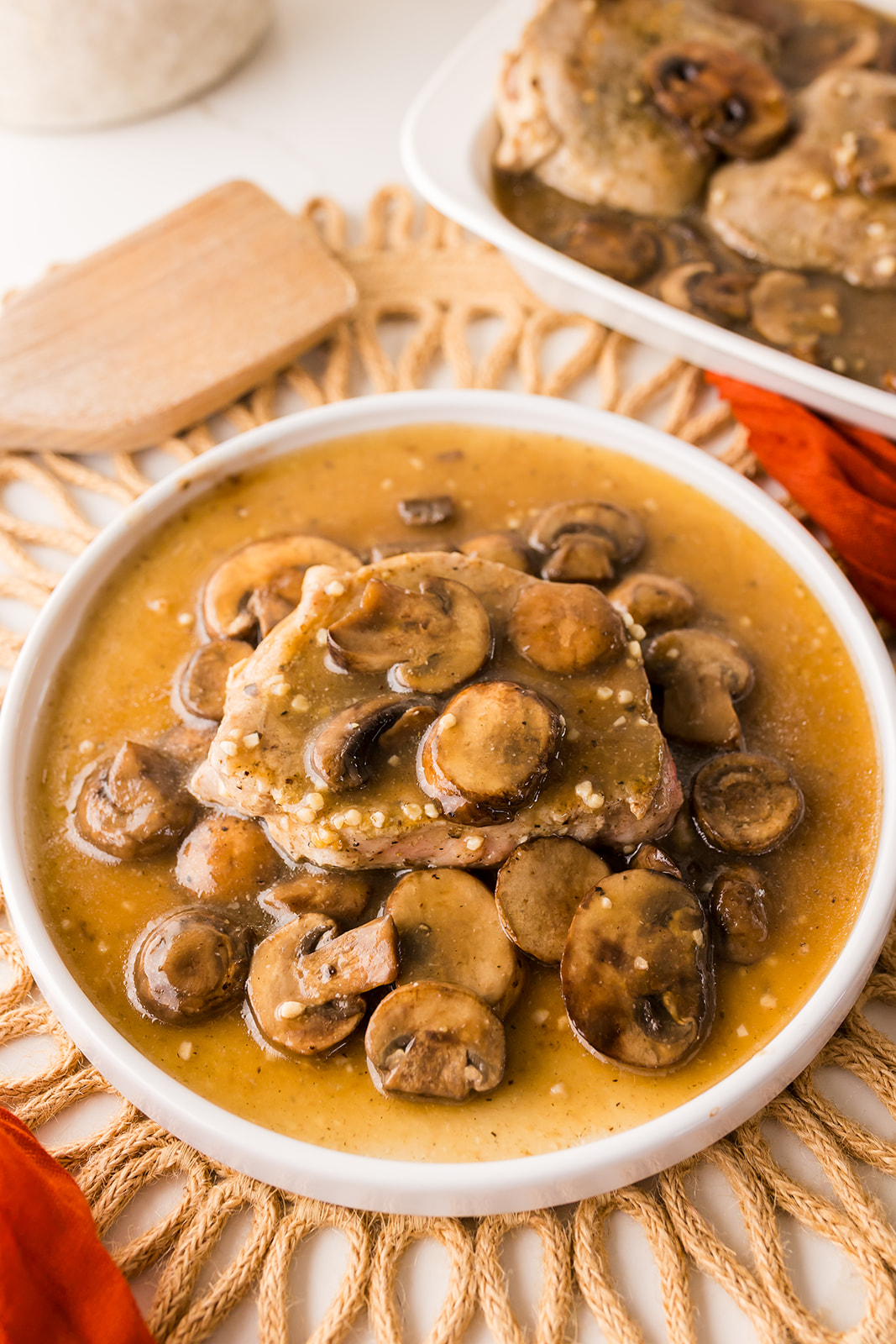 pork chops with sauteed mushrooms
