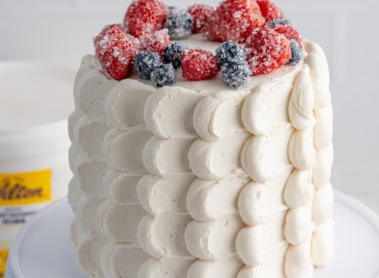 Chantilly-Inspired Berry Cake Recipe