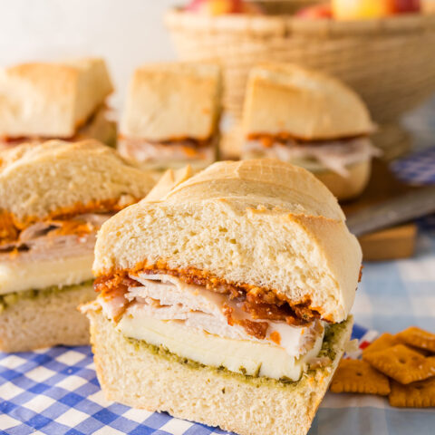 Tote-and-Slice Turkey, Bacon, and Pesto Loaf Sandwiches (easy picnic sandwich recipe)