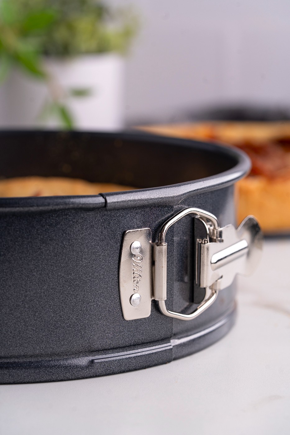 deep dish pizza recipe springform pan