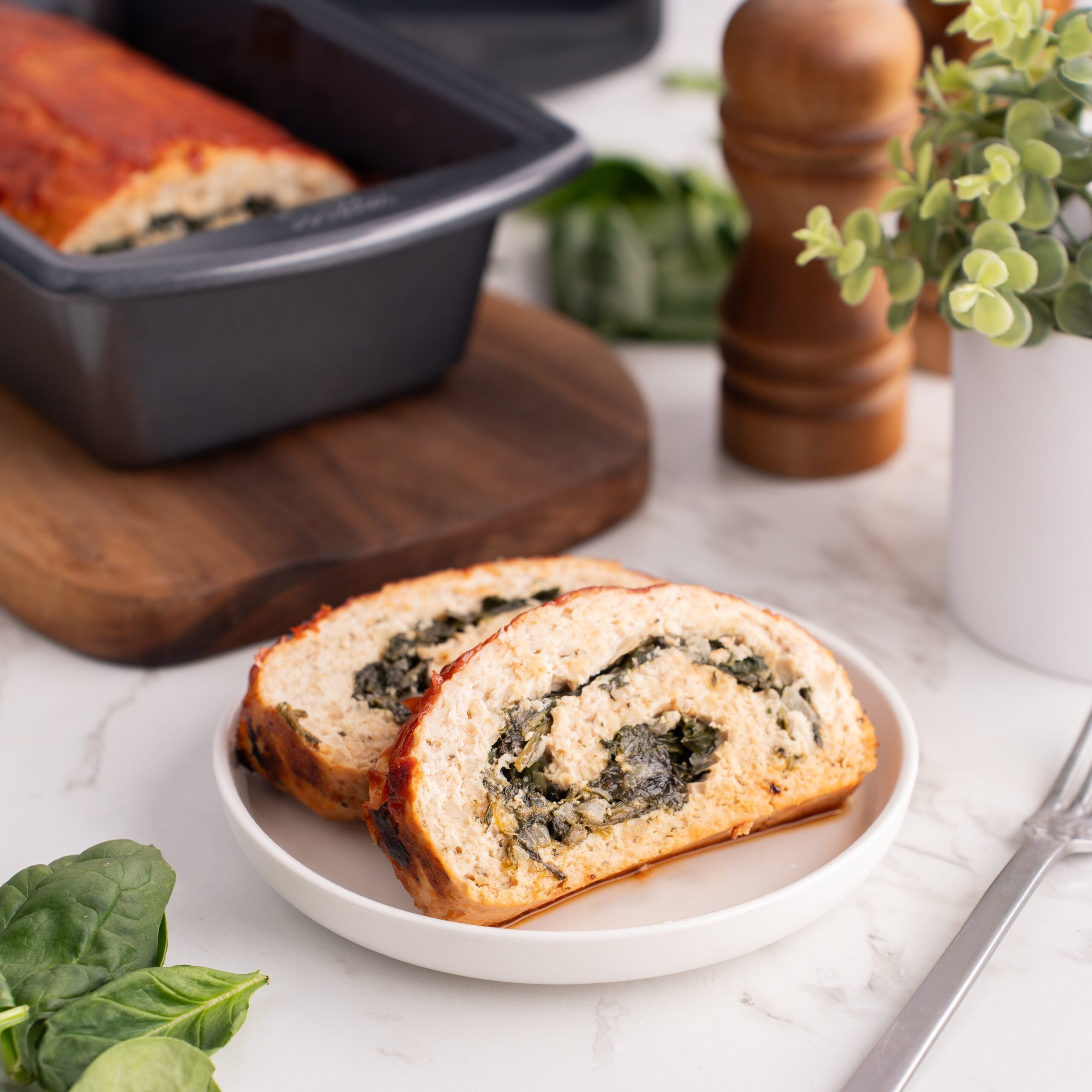 ground chicken meatloaf recipe: chicken meatloaf stuffed with spinach