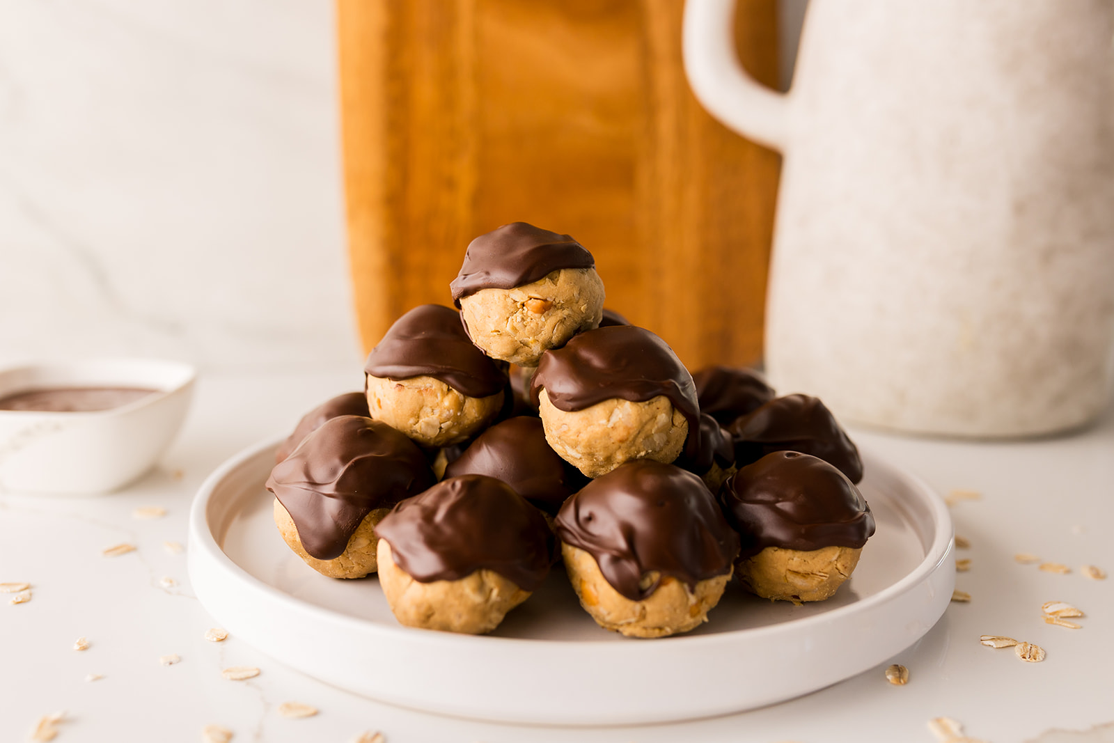 dark chocolate peanut butter protein balls