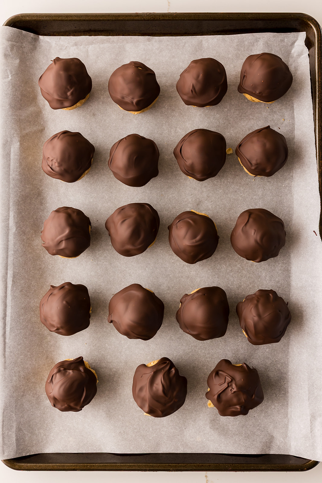peanut butter chocolate protein balls recipe