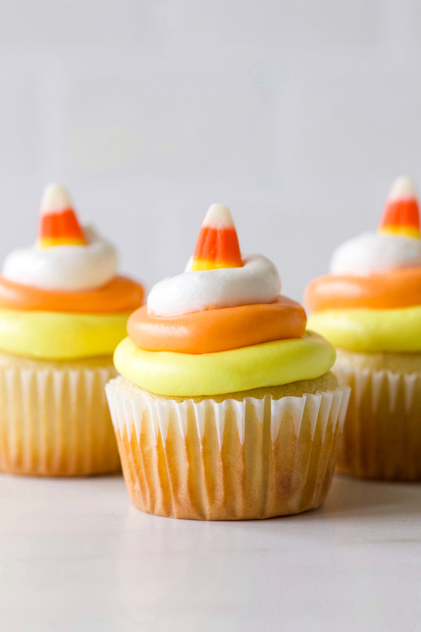 easy cupcakes for Halloween: candy corn cupcakes