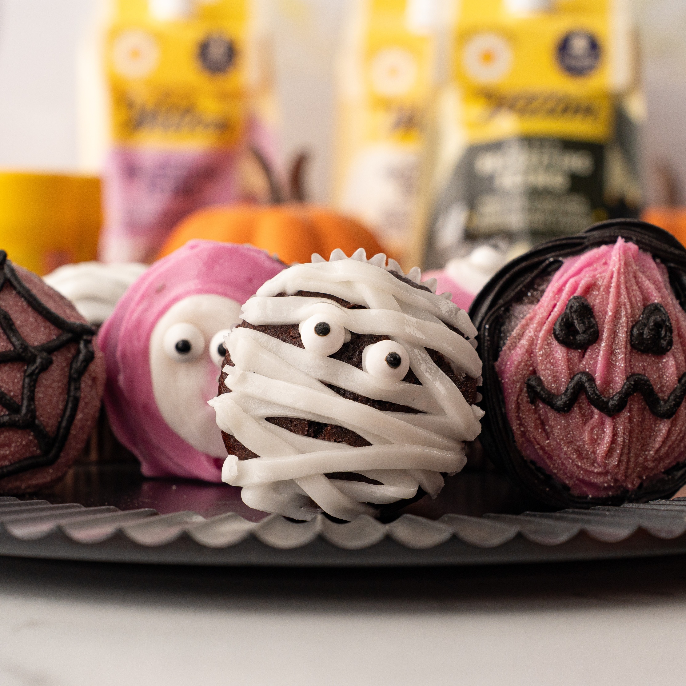 cute Halloween cupcakes