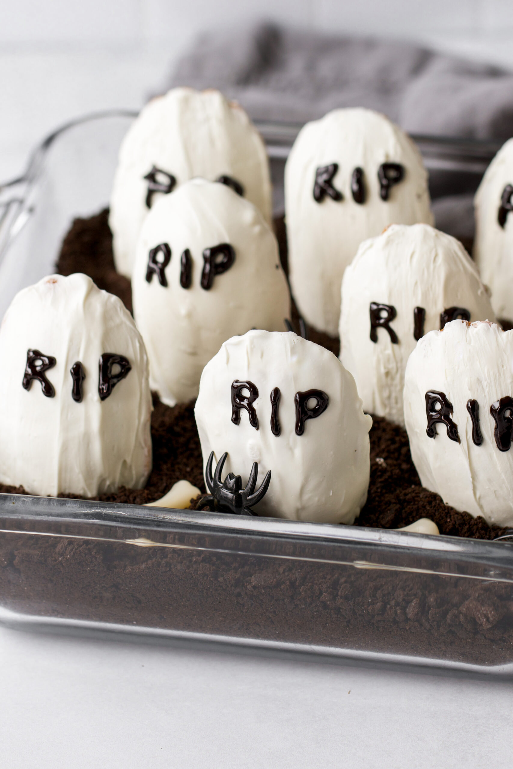 Gravestone Halloween Madeleines (easy Halloween treats)