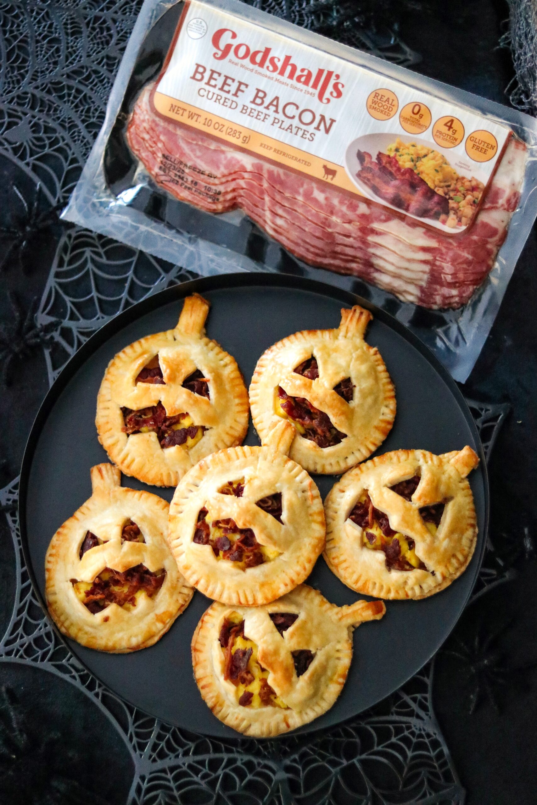 Halloween breakfast ideas: breakfast hand pies