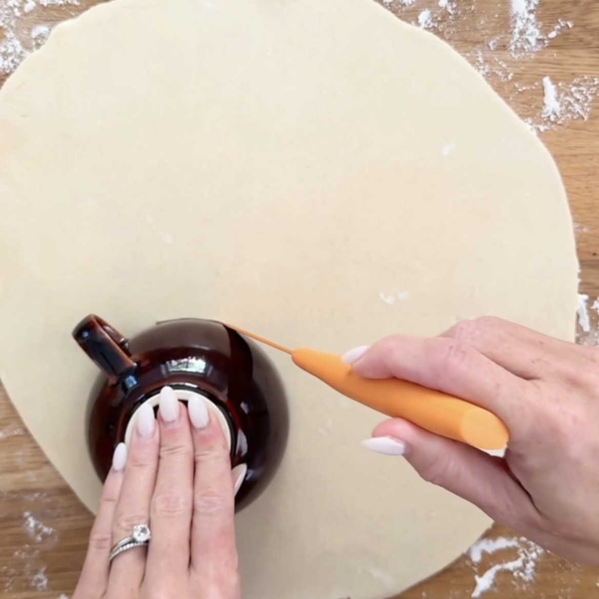 how to make Jack-O-Lantern Hand Pies